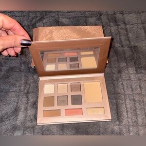 LUMINESS Face Time Essentials Palette - ALL IN ONE